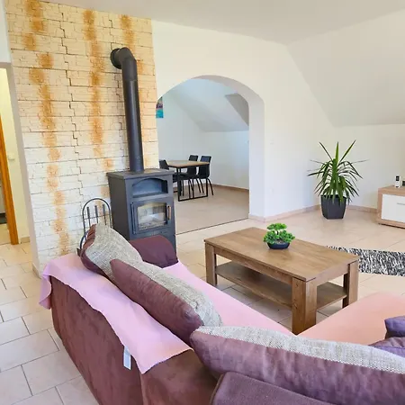Nora Apartment Heviz