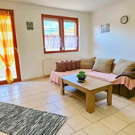 Nora Apartamento *